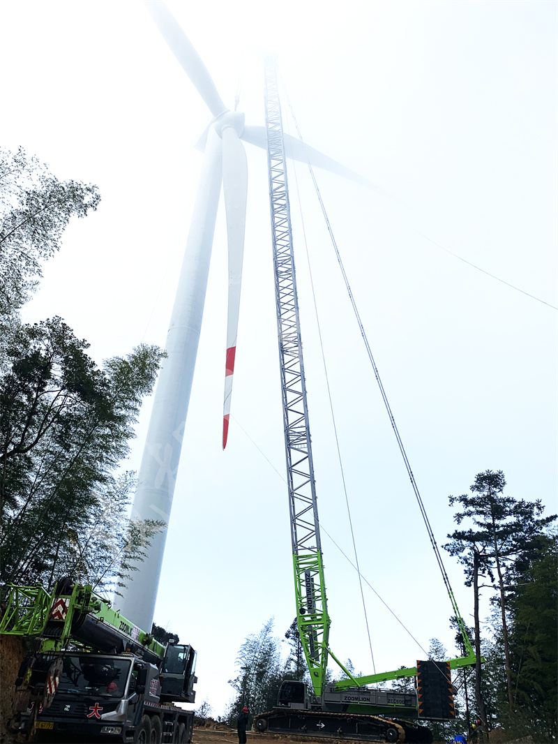福建永安市貢川風(fēng)場(chǎng)風(fēng)機(jī)吊裝.jpg