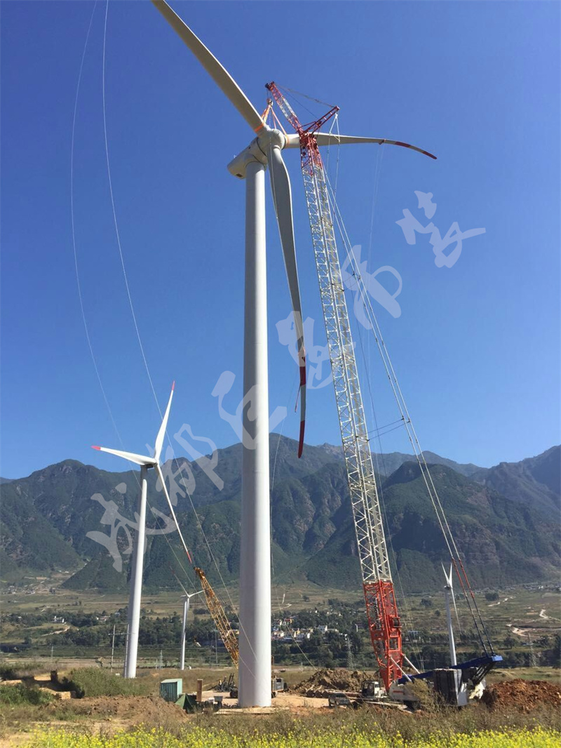 西昌德昌2.5風(fēng)機(jī)吊 裝.jpg